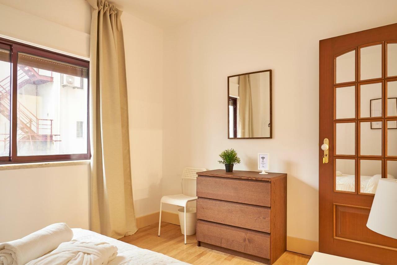 Campo Pequeno Avenida Hotel Lissabon Kamer foto